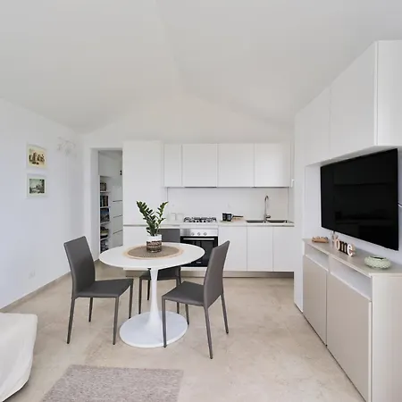 Pietra A Mare * Cefalù